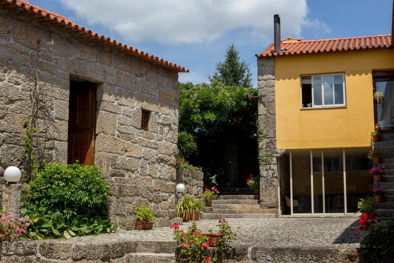 로우사다 Quinta De Lourosa 게스트하우스 외부 사진